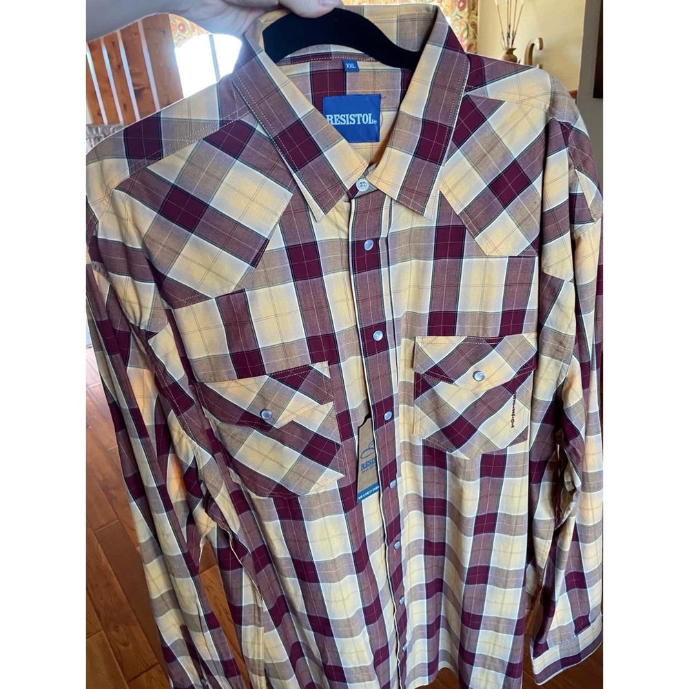 Men’s button down long sleeve shirt